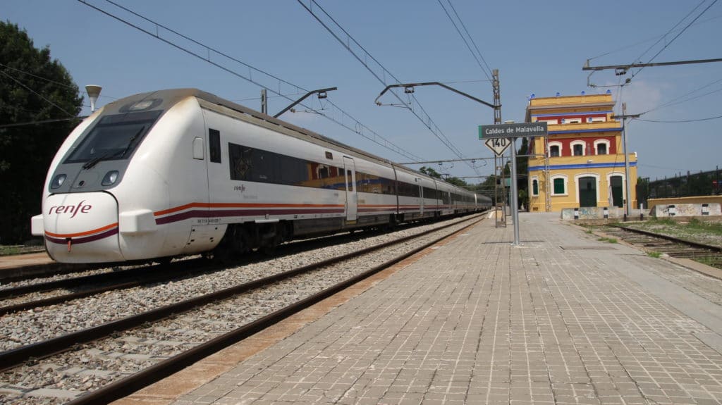 Public Transport in Barcelona: Trains 